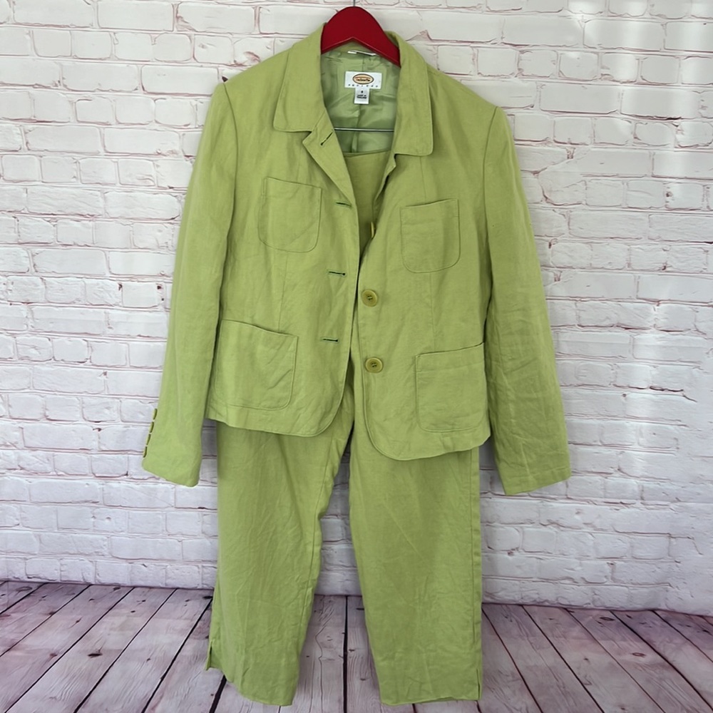 Vintage Talbots Irish linen like green blazer & pants suit set size 8